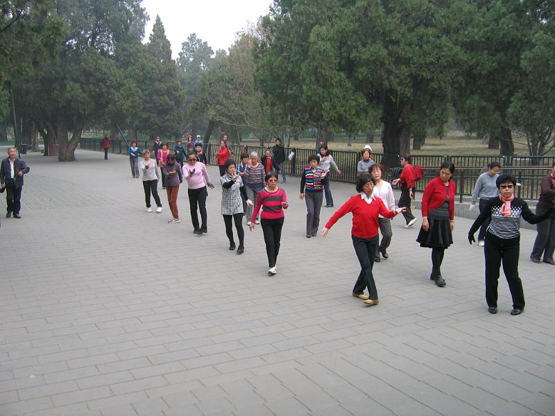 IMG_3103.JPG - Les chinoises font leur sport